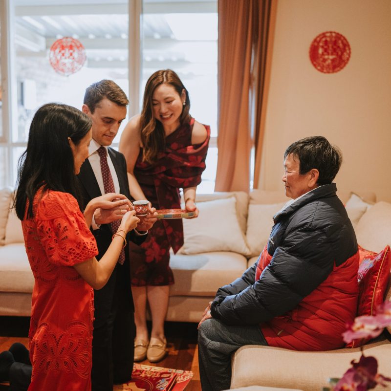 Chinese wedding tea ceremony host and planner